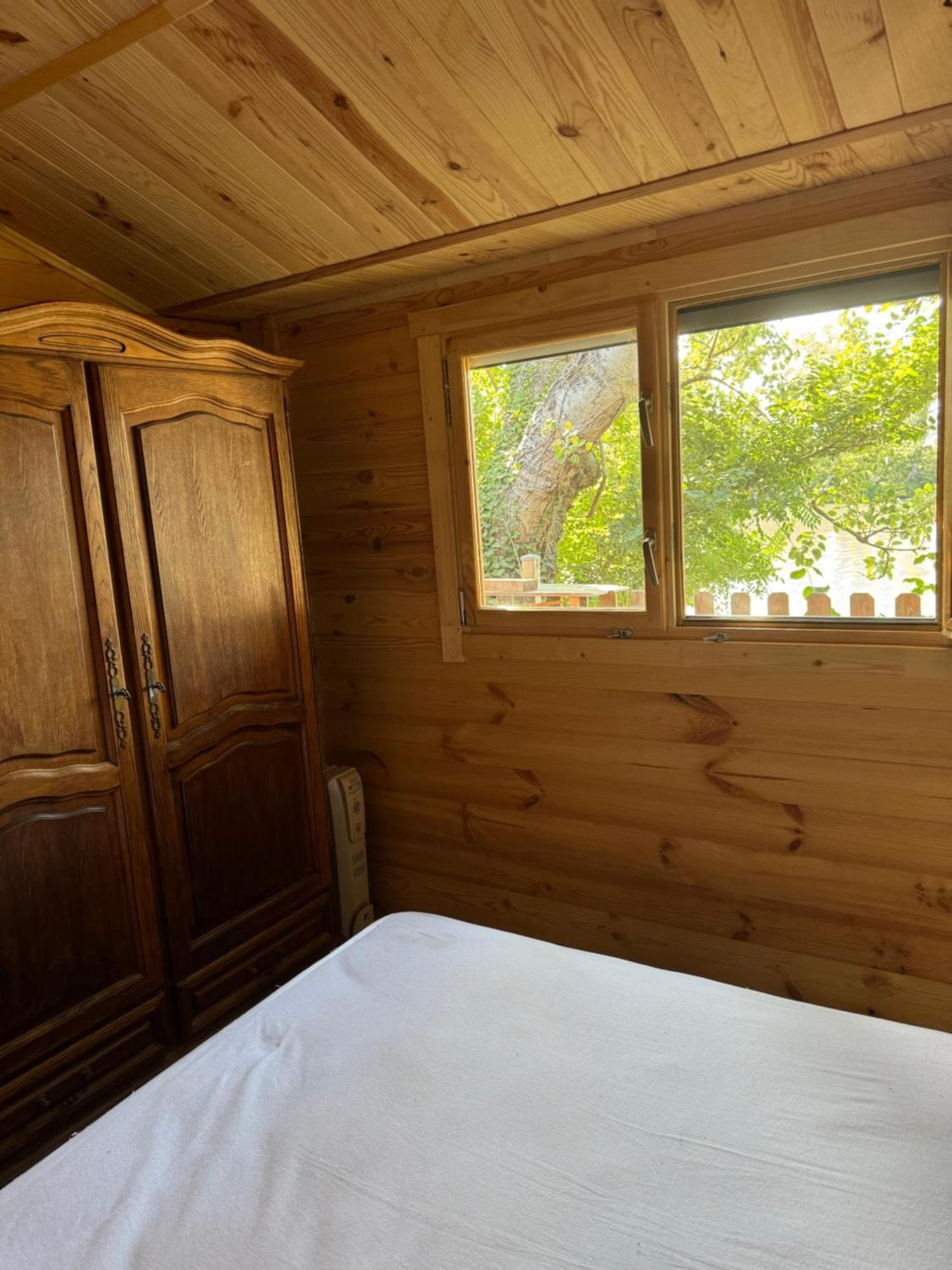 Cabanon Au Bord Du Petit Rhone Sylvéréal